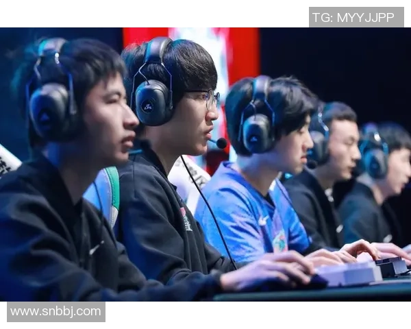 和平精英纪实：深度探讨LNG战队的成长与辉煌历程